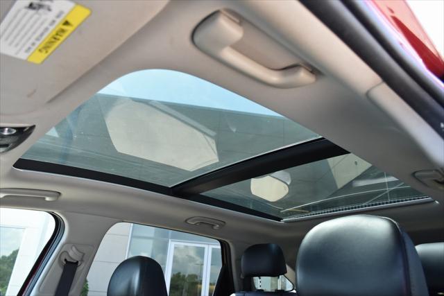 Photo of 2022 Passion Red Tintcoat Kia Sorento