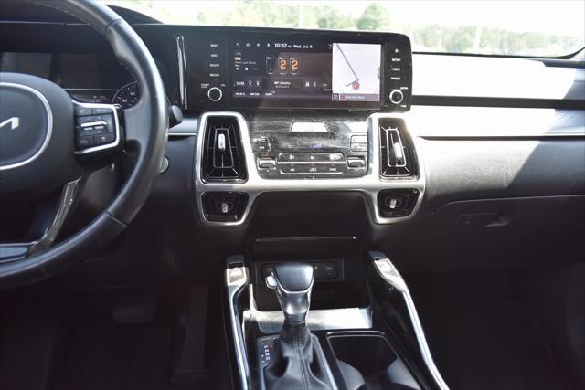 Photo of 2022 Passion Red Tintcoat Kia Sorento