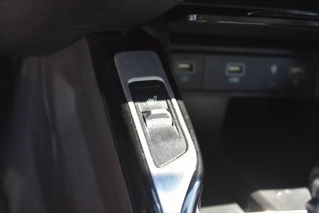Photo of 2022 Passion Red Tintcoat Kia Sorento
