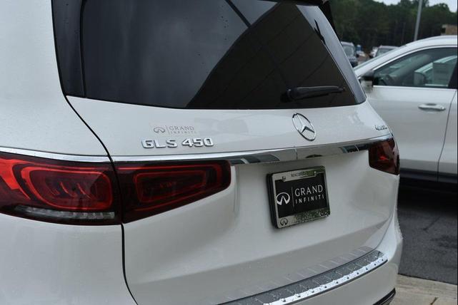 Photo of 2021 Polar White Mercedes-Benz GLS 450