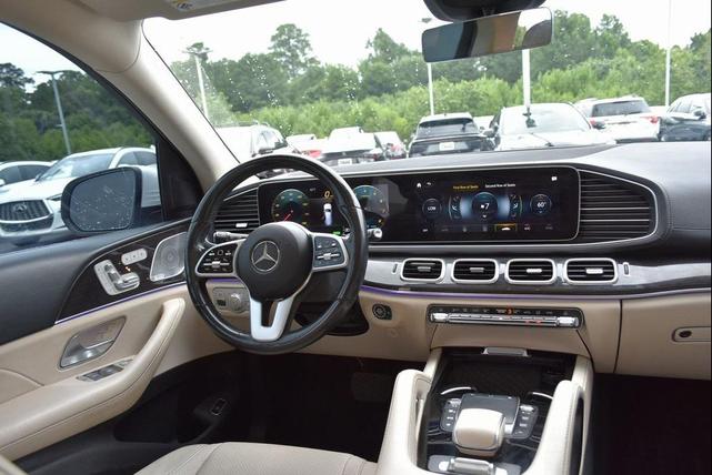 Photo of 2021 Polar White Mercedes-Benz GLS 450
