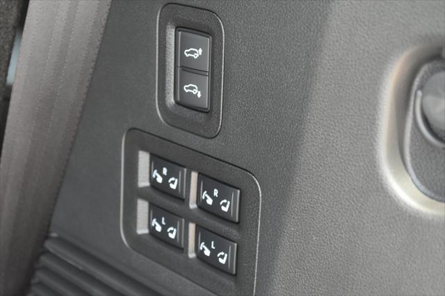 Photo of 2025 Coulis Red INFINITI QX80