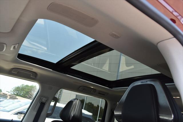 Photo of 2025 Coulis Red INFINITI QX80