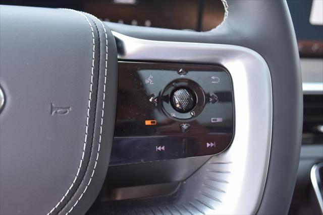 Photo of 2025 Coulis Red INFINITI QX80