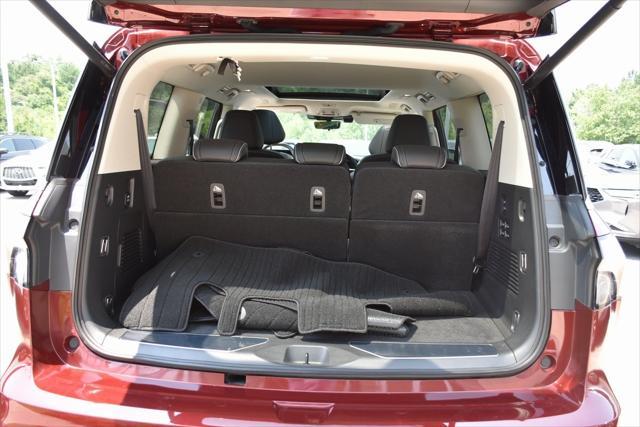 Photo of 2025 Coulis Red INFINITI QX80