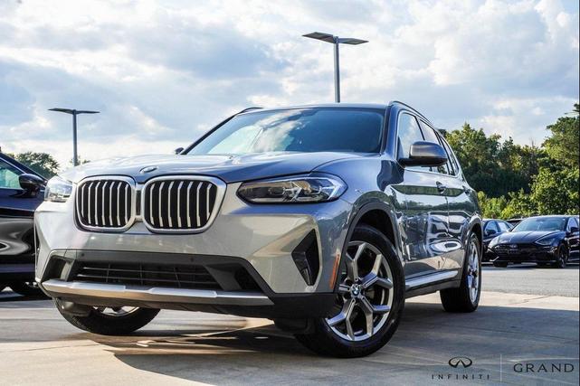 Photo of 2024 Skyscraper Grey Metallic BMW X3