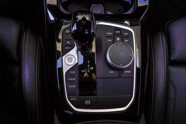 Photo of 2024 Skyscraper Grey Metallic BMW X3