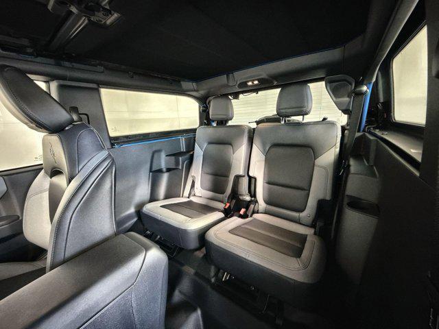 Photo of 2024 VELOCITY BLUE METALLIC Ford Bronco