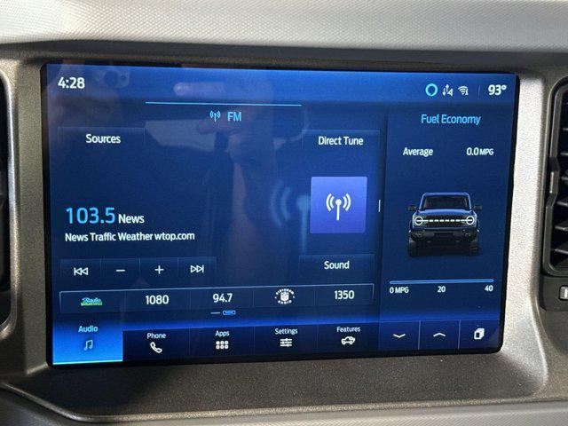 Photo of 2024 VELOCITY BLUE METALLIC Ford Bronco