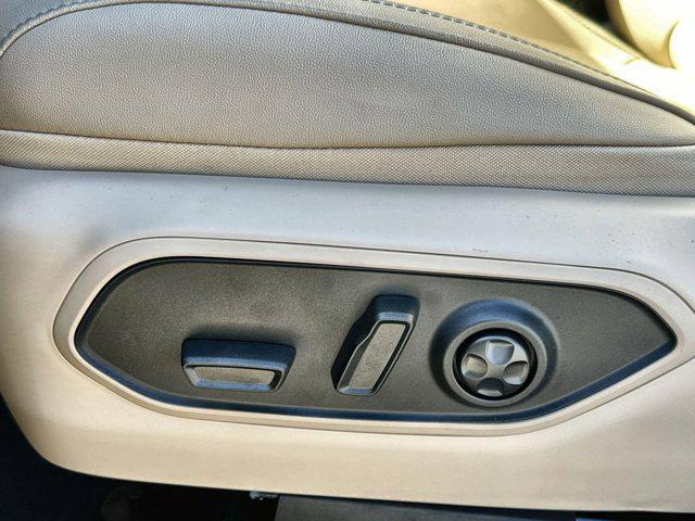Photo of 2025 Baltic Gray Metallic Clearcoat Jeep Grand Cherokee