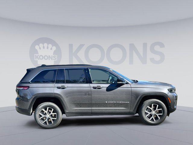 Photo of 2025 Baltic Gray Metallic Clearcoat Jeep Grand Cherokee