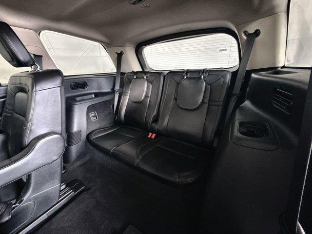 Photo of 2023 INFINITE BLACK MET CC Lincoln Aviator