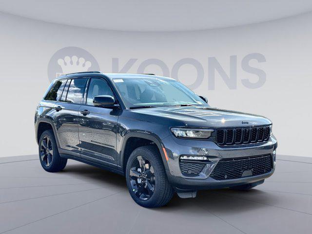 Photo of 2025 Baltic Gray Metallic Clearcoat Jeep Grand Cherokee
