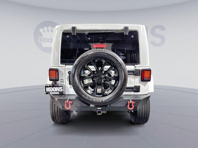 Photo of 2015 Bright White Clearcoat Jeep Wrangler Unlimited
