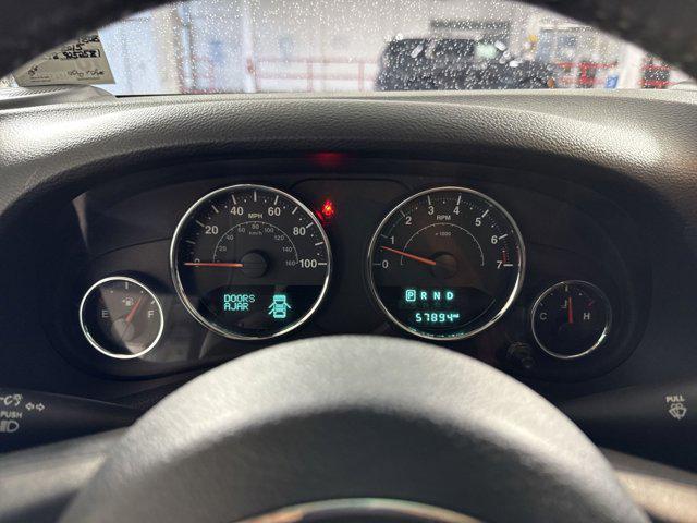 Photo of 2015 Bright White Clearcoat Jeep Wrangler Unlimited