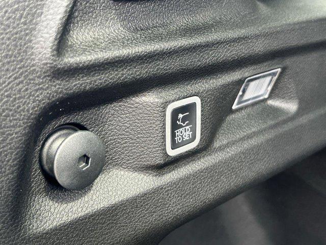 Photo of 2025 Baltic Gray Metallic Clearcoat Jeep Grand Cherokee L