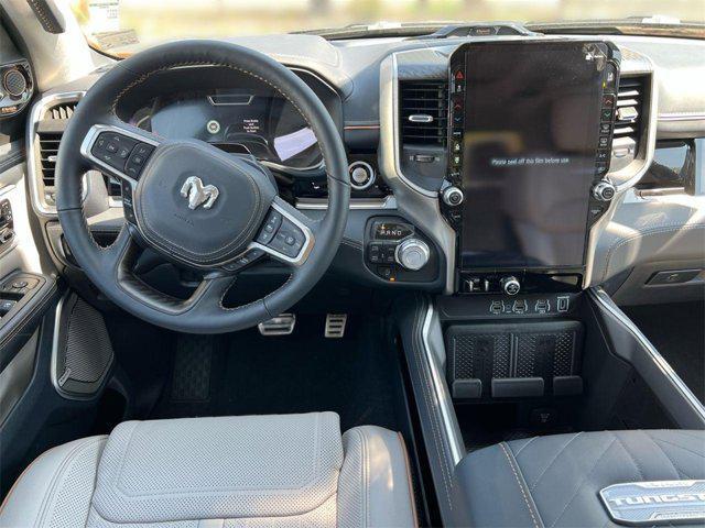 Photo of 2025 Diamond Black Crystal Pearlcoat RAM 1500