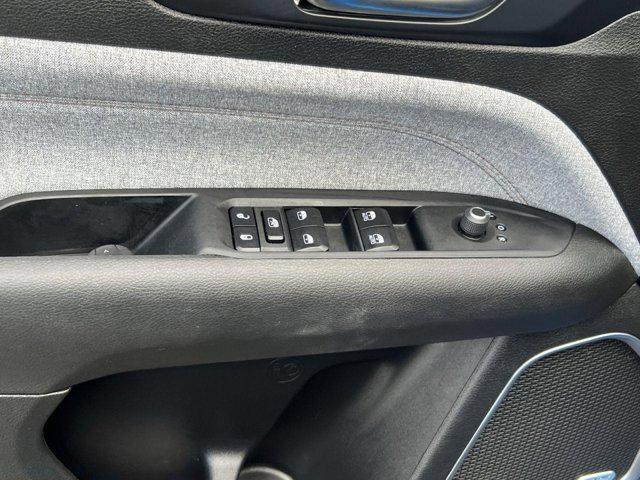Photo of 2024 Hydro Blue Pearlcoat Jeep Compass