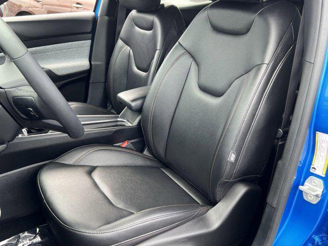 Photo of 2024 Hydro Blue Pearlcoat Jeep Compass