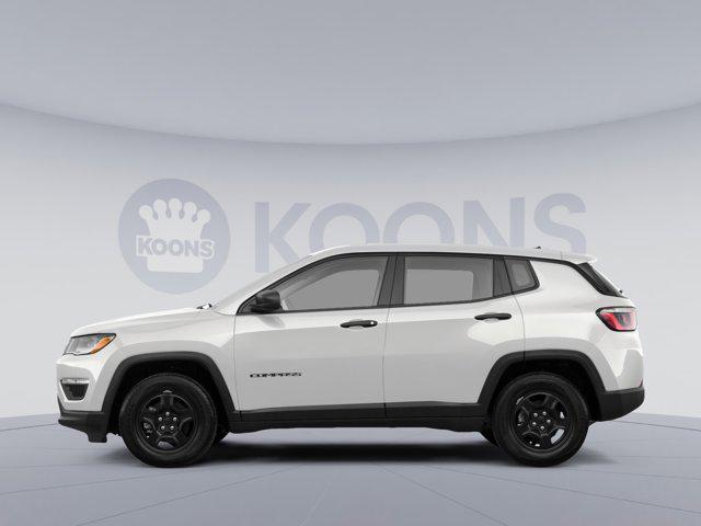 Photo of 2020 White Clearcoat Jeep Compass