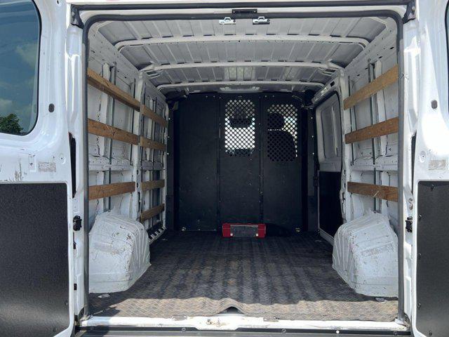 Photo of 2023 Bright White Clearcoat RAM ProMaster 2500
