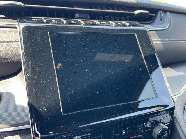Photo of 2025 Bright White Clearcoat Jeep Grand Cherokee