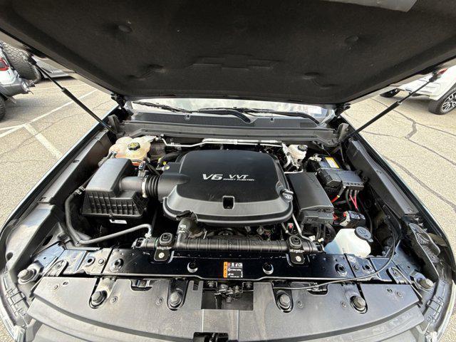 Photo of 2022 Black Chevrolet Colorado