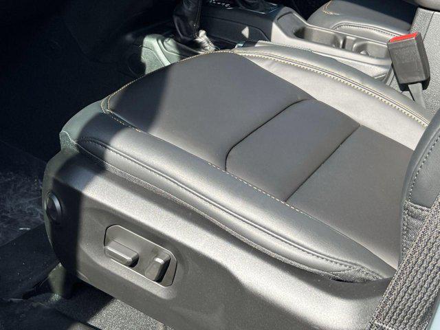 Photo of 2025 Anvil Clearcoat Jeep Wrangler