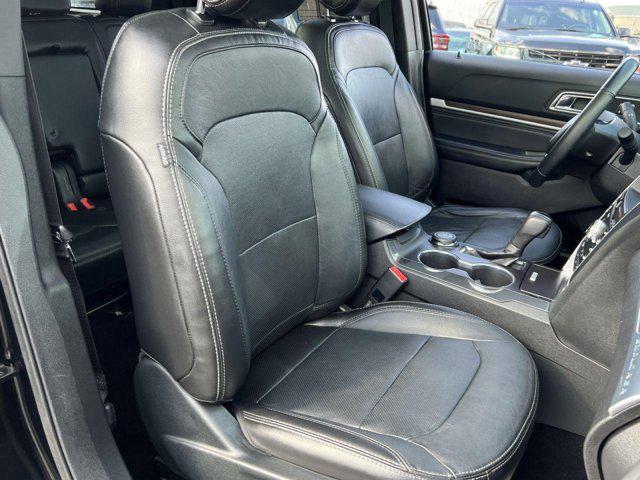 Photo of 2018 SHADOW BLACK Ford Explorer