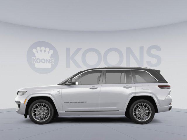 Photo of 2025 Bright White Clearcoat Jeep Grand Cherokee
