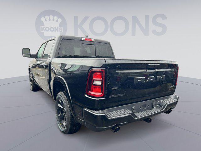 Photo of 2025 Diamond Black Crystal Pearlcoat RAM 1500