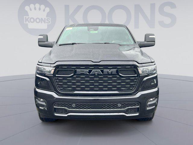 Photo of 2025 Diamond Black Crystal Pearlcoat RAM 1500