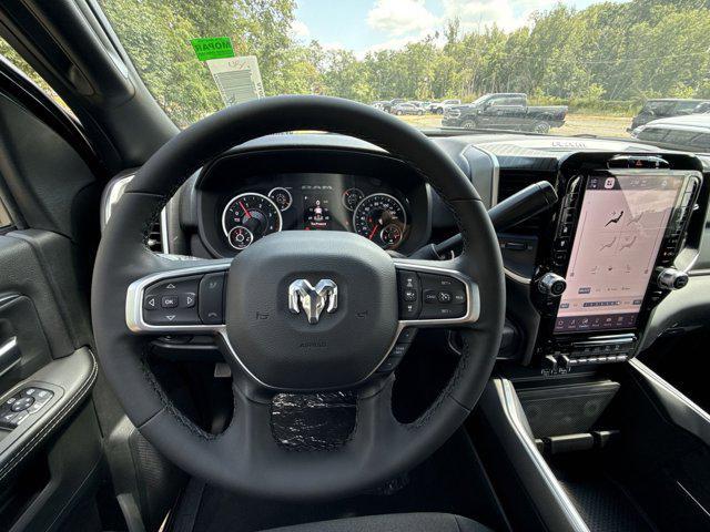 Photo of 2025 Diamond Black Crystal Pearlcoat RAM 2500