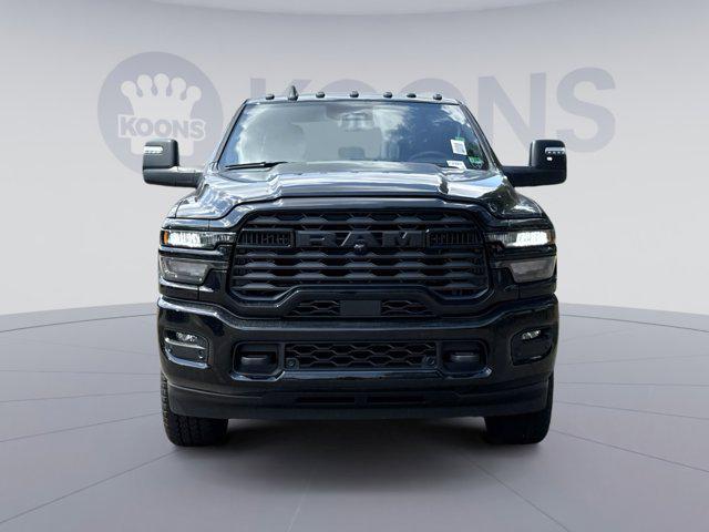 Photo of 2025 Diamond Black Crystal Pearlcoat RAM 2500