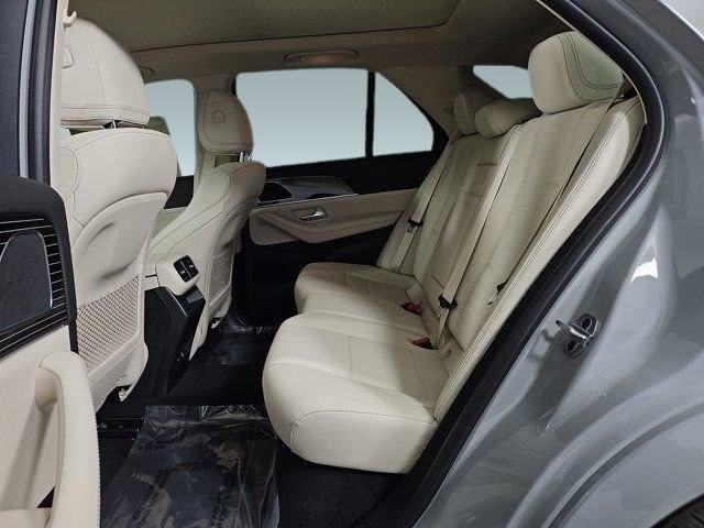 Photo of 2025 MANUFAKTUR Alpine Grey Mercedes-Benz GLE 350