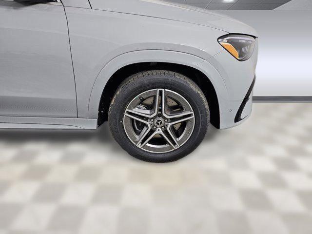 Photo of 2025 MANUFAKTUR Alpine Grey Mercedes-Benz GLE 350