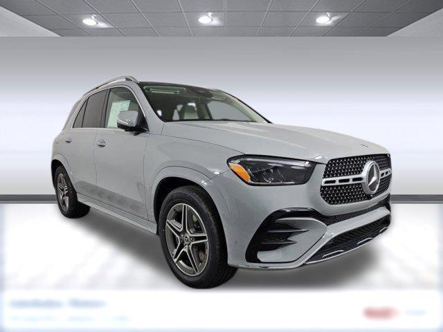 Photo of 2025 MANUFAKTUR Alpine Grey Mercedes-Benz GLE 350