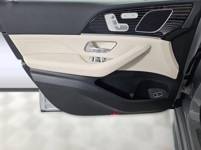 Photo of 2025 MANUFAKTUR Alpine Grey Mercedes-Benz GLE 350