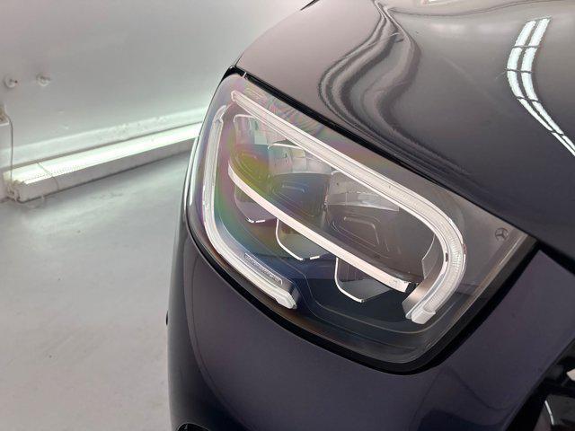 Photo of 2022 Blue Mercedes-Benz GLC 300
