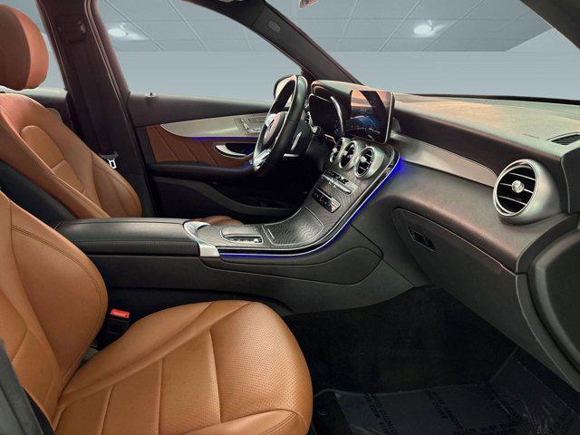Photo of 2022 Blue Mercedes-Benz GLC 300