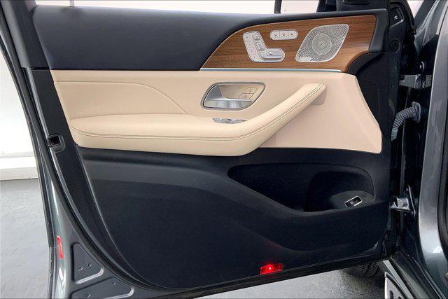 Photo of 2022 Selenite Grey Metallic Mercedes-Benz GLS 450