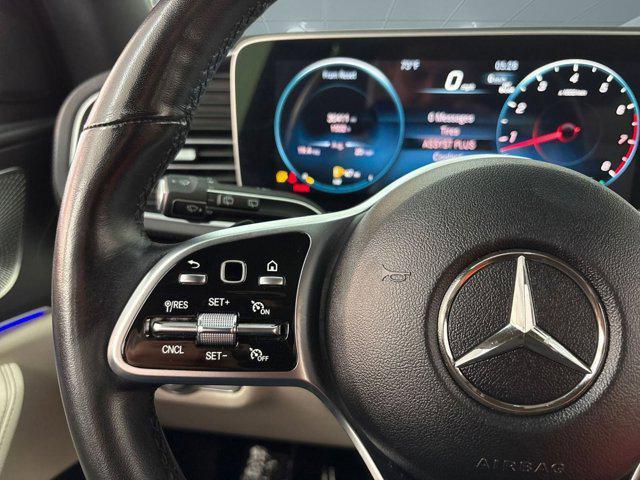 Photo of 2023 White Mercedes-Benz GLS 450