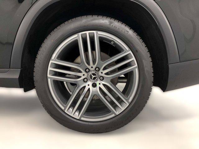 Photo of 2025 Black Mercedes-Benz GLS 450