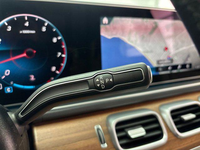 Photo of 2023 White Mercedes-Benz GLE 350