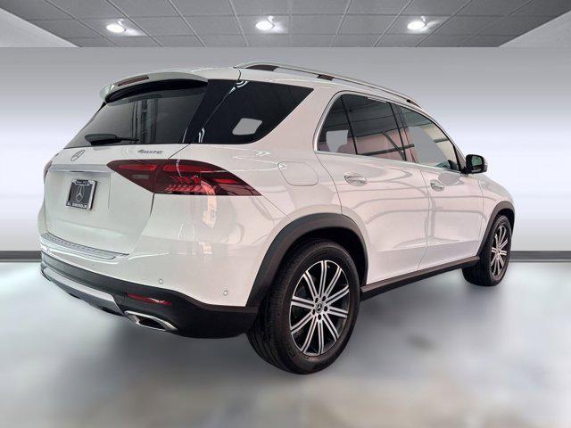 Photo of 2024 White Mercedes-Benz GLE 350