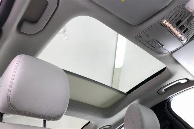 Photo of 2018 Silver Mercedes-Benz C-Class