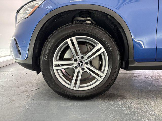 Photo of 2022 Blue Mercedes-Benz GLC 300