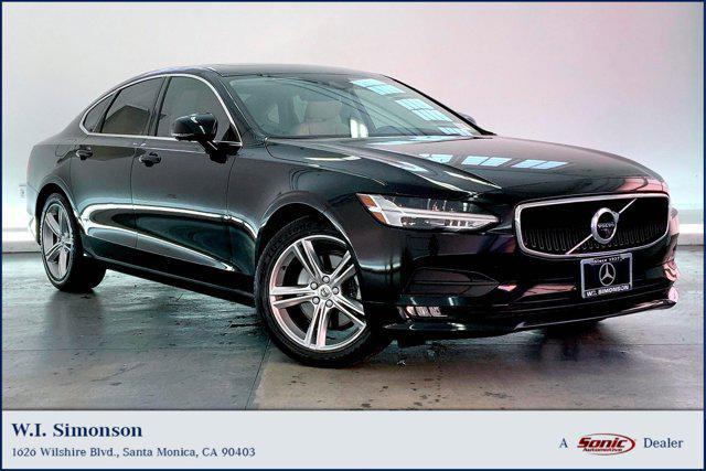 2017 Volvo S90