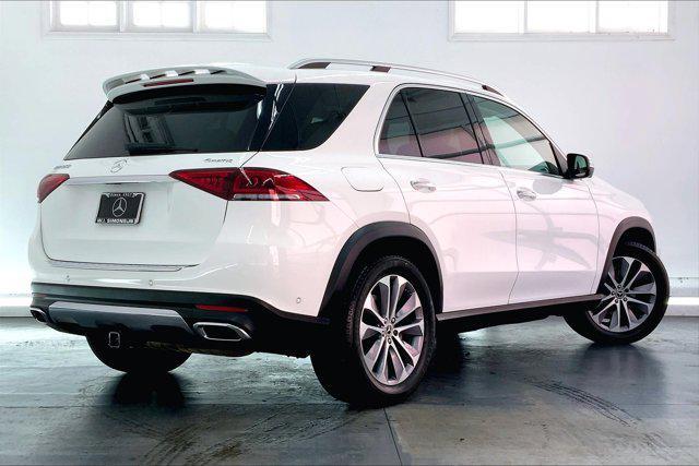 Photo of 2022 White Mercedes-Benz GLE 350