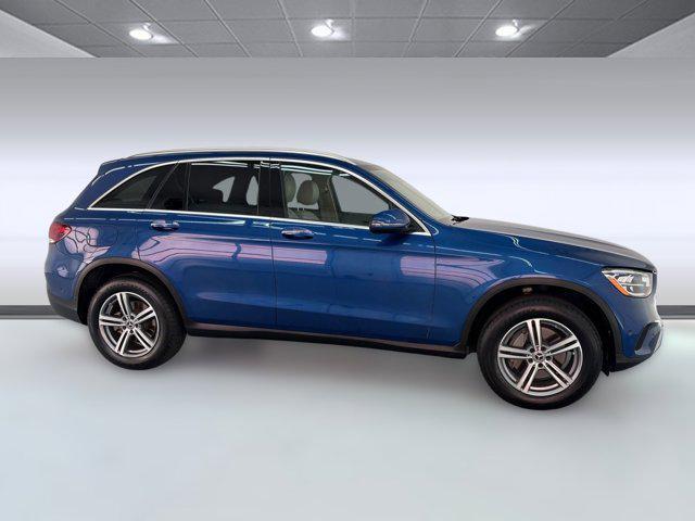 Photo of 2022 Blue Mercedes-Benz GLC 300
